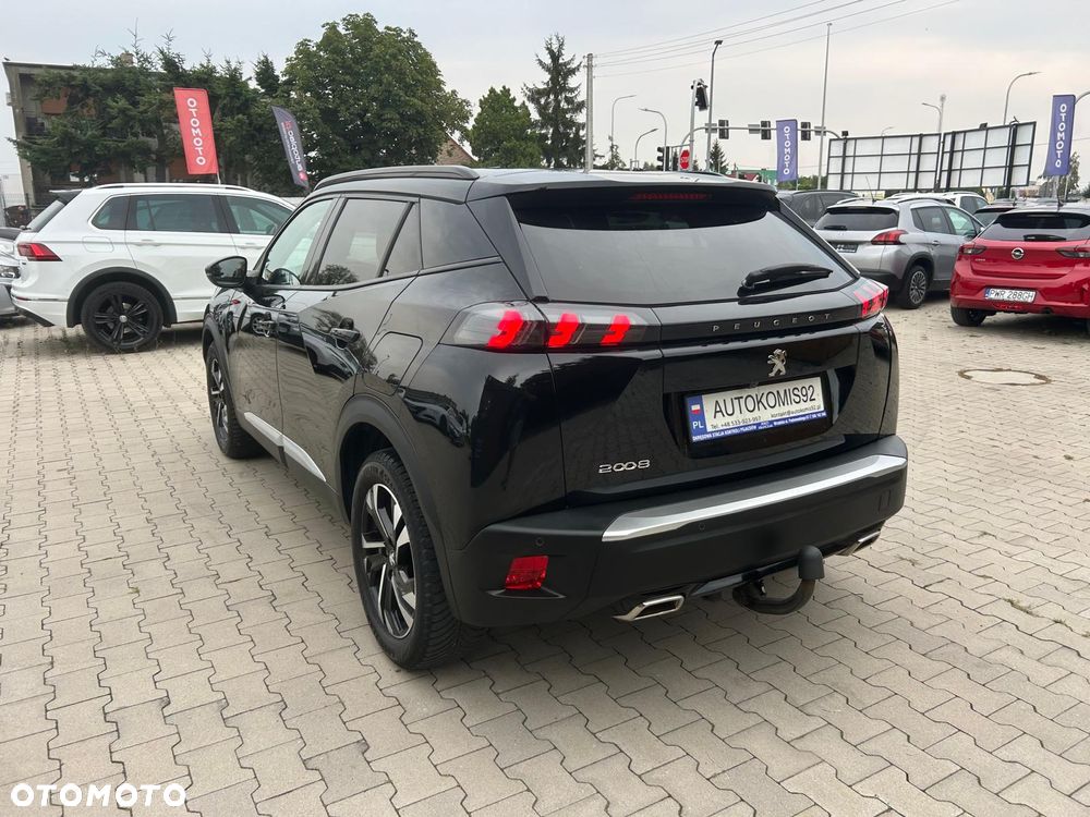 Peugeot 2008 1.2 PureTech Active Pack S&S - 9