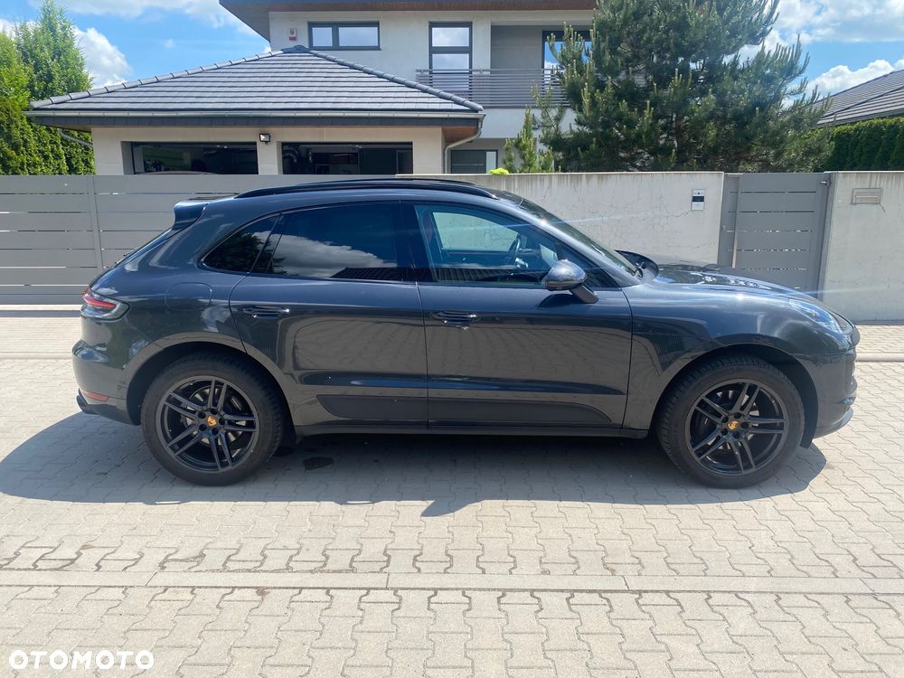 Porsche Macan Standard - 2