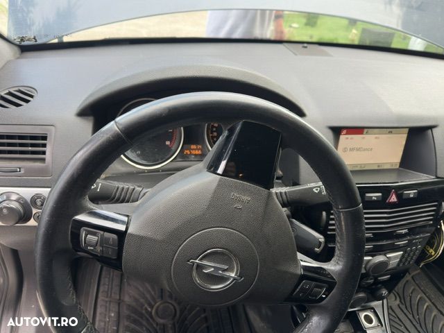 Opel Astra 1.7 CDTI Cosmo - 5