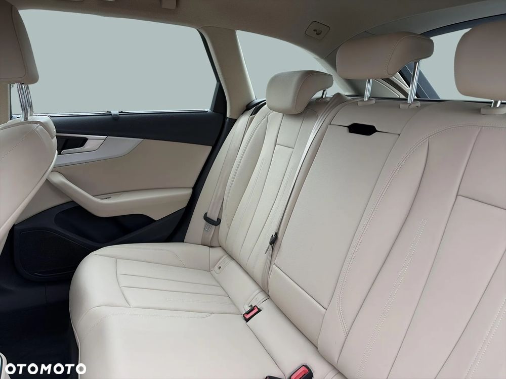 Audi A4 Avant 40 TDI mHEV Quattro S tronic - 14