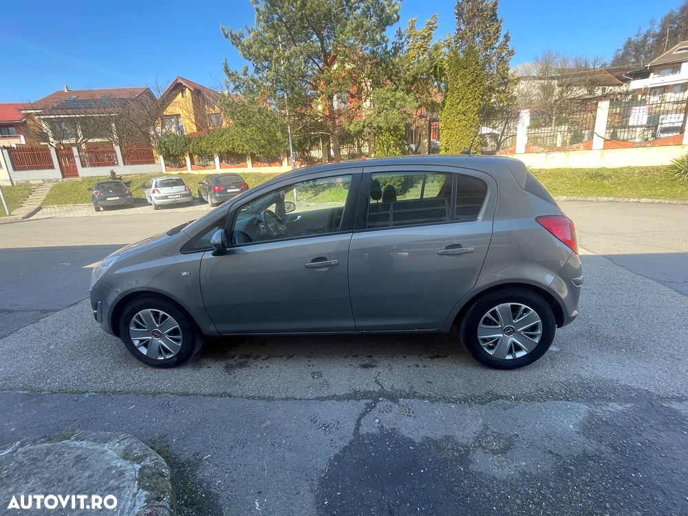 Opel Corsa Cosmo - 6