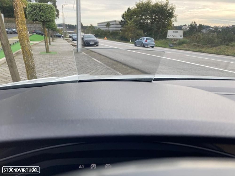 VW Tiguan 2.0 TDI R-Line DSG 4Motion - 36