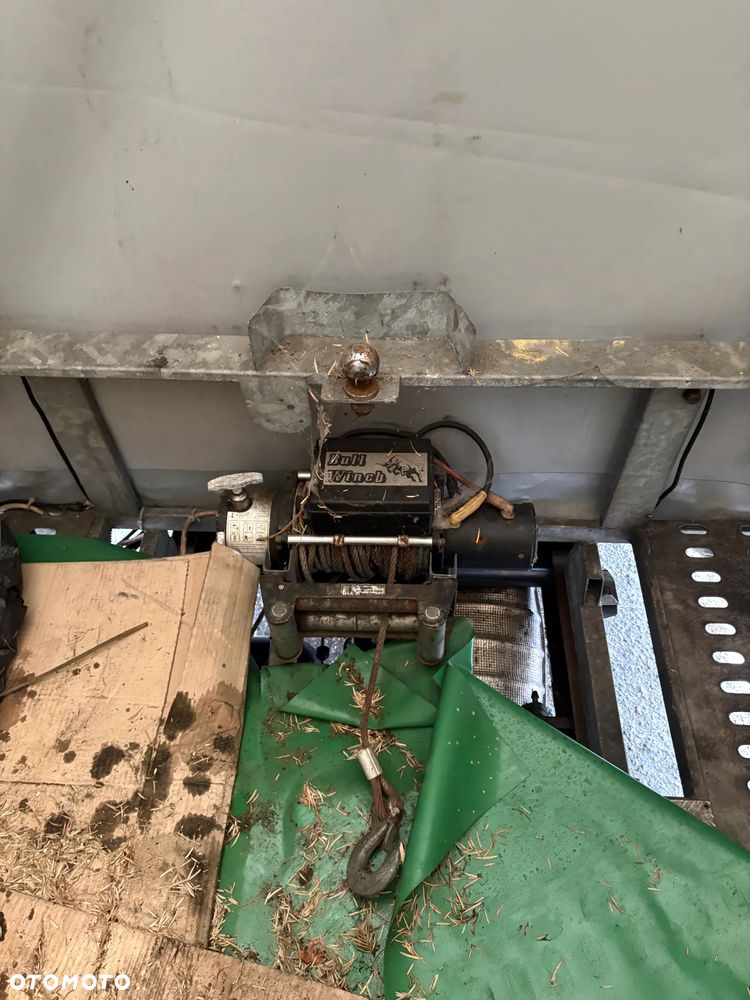 NAJAZD LAWETA IVECO DAILY WYCIĄGARKA OŚWIETLENIE - 8