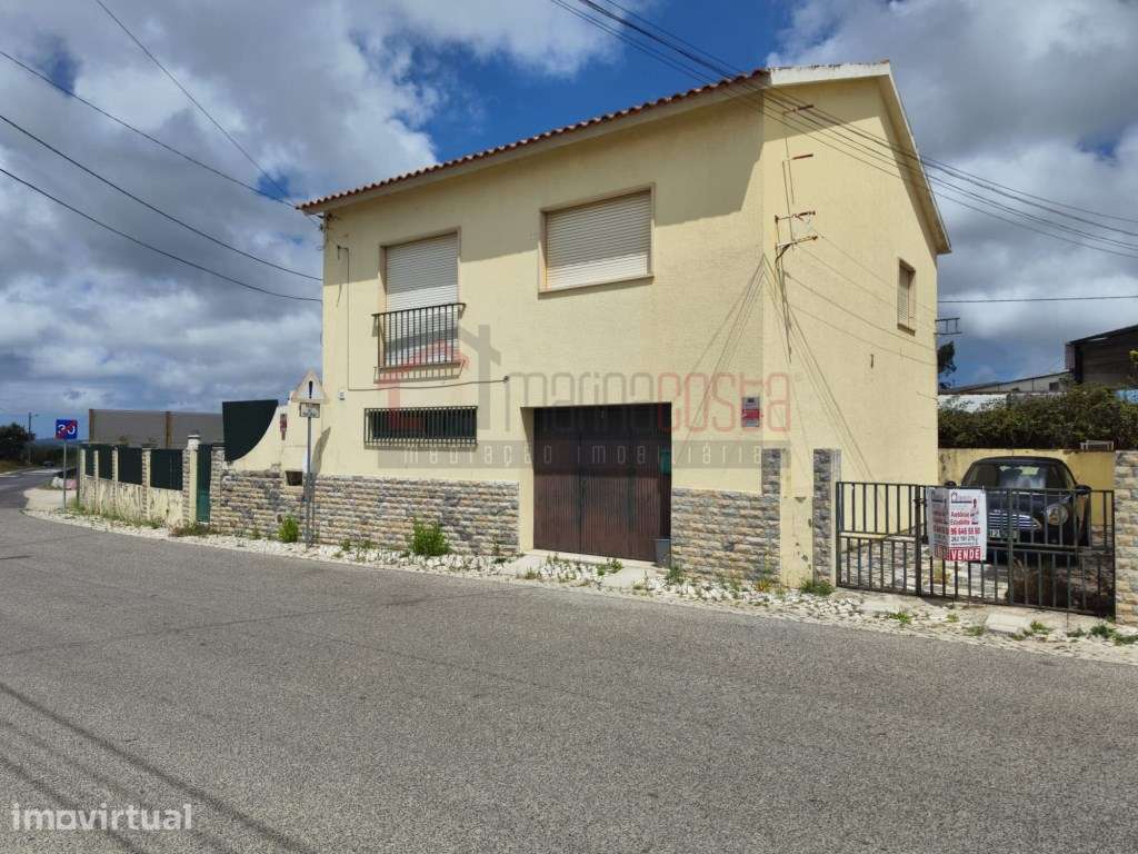 Moradia T3 com Garagem e Logradouro Caldas da Rainha Venda - Grande imagem: 3/20