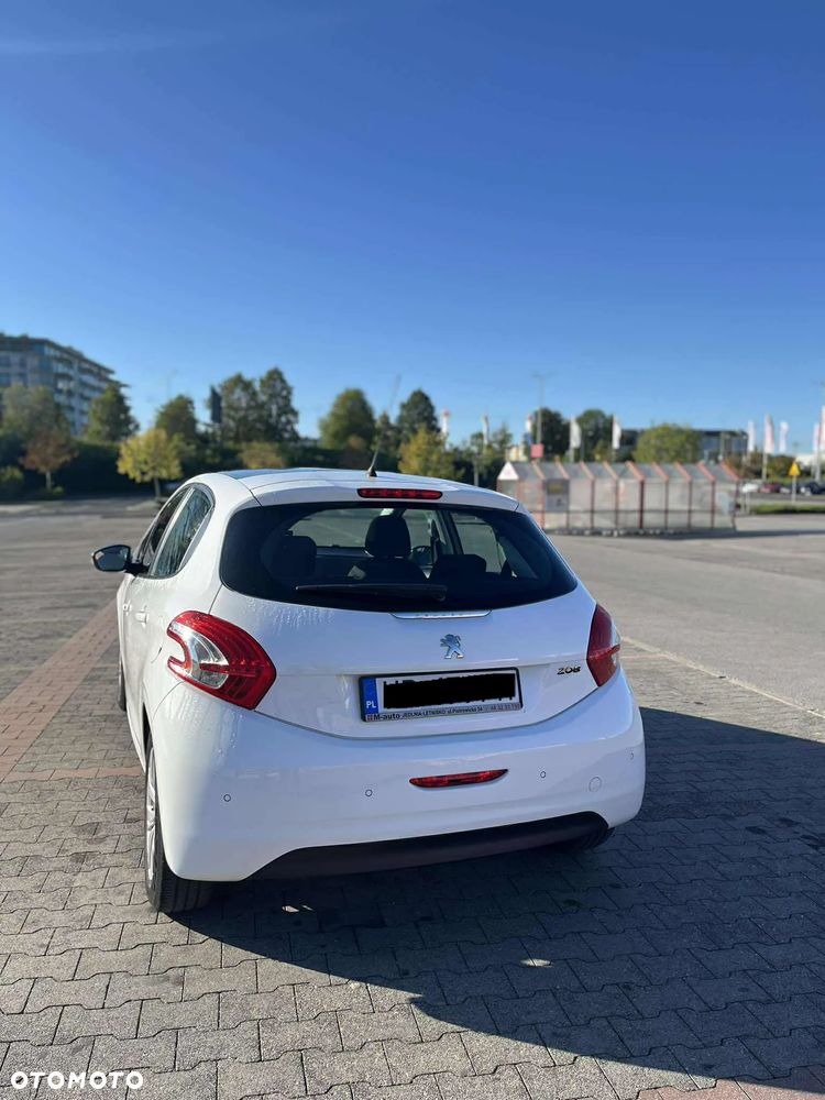 Peugeot 208 1.2 PureTech Active - 4