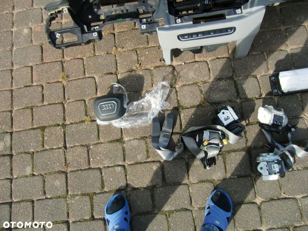 KONSOLA PODUSZKI 4X PASY AUDI A4 B9 ORYG - 5