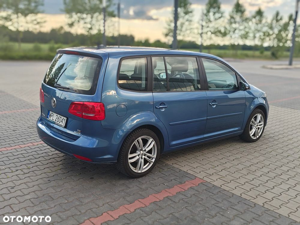 Volkswagen Touran 1.6 TDI DPF BlueMotion Technology Trendline - 6