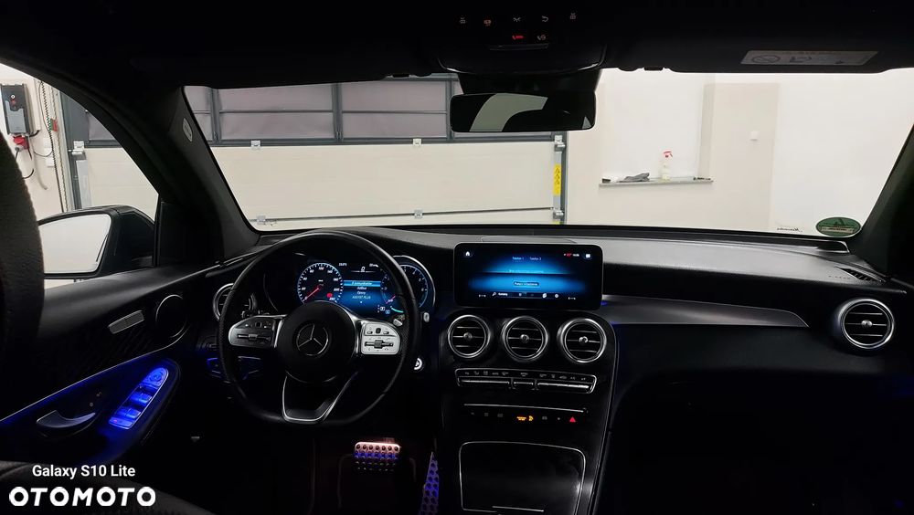 Mercedes-Benz GLC 300 de 4Matic 9G-TRONIC AMG Line - 18