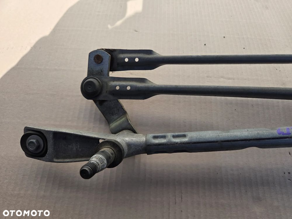 Mechanizm silniczek wycieraczek Peugeot 308 T9   9677216880 - 2