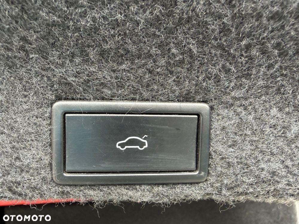 Volkswagen Passat 1.5 TSI EVO Elegance - 33