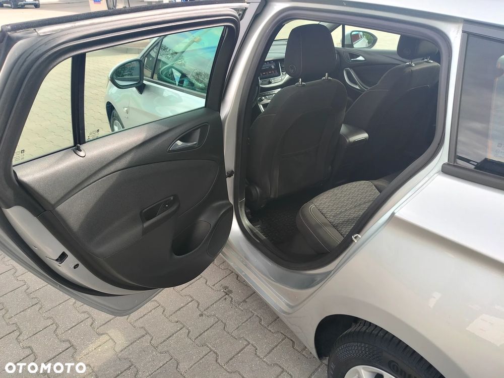 Opel Astra 1.6 CDTI Dynamic - 15