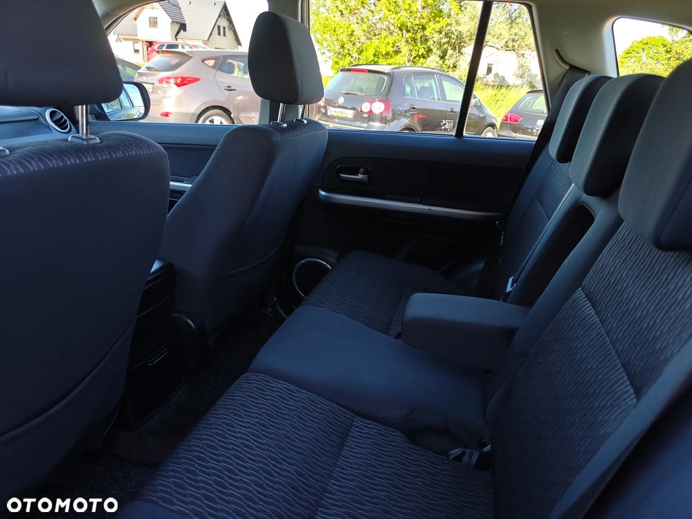 Suzuki Grand Vitara - 8