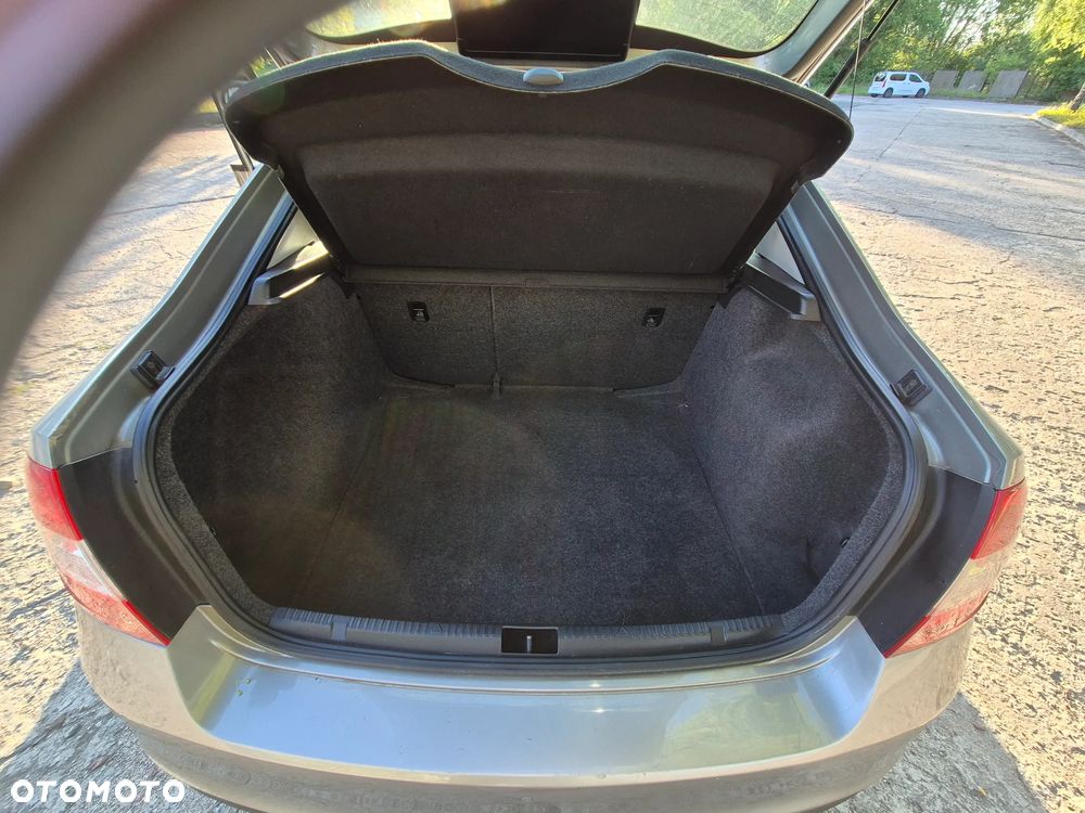 Skoda RAPID 1.6 TDI DPF Active - 16
