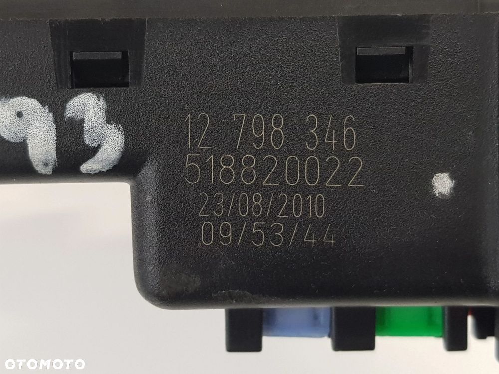 Skrzynka bezpieczników Saab 9-3 1.9 TID 518820022 - 9