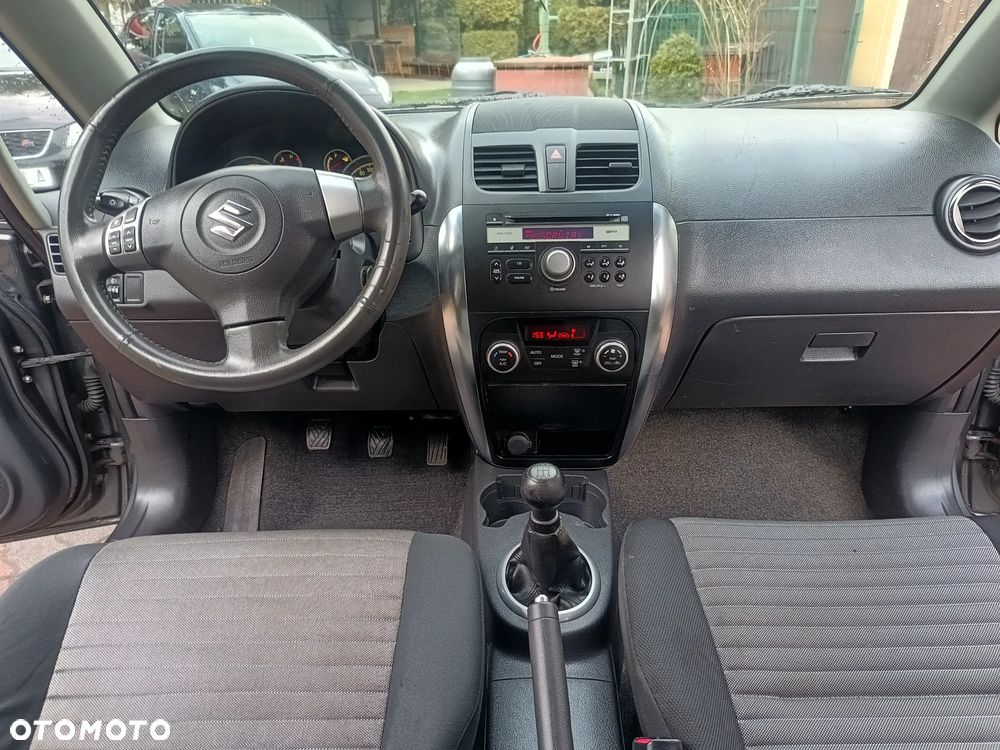 Suzuki SX4 - 17