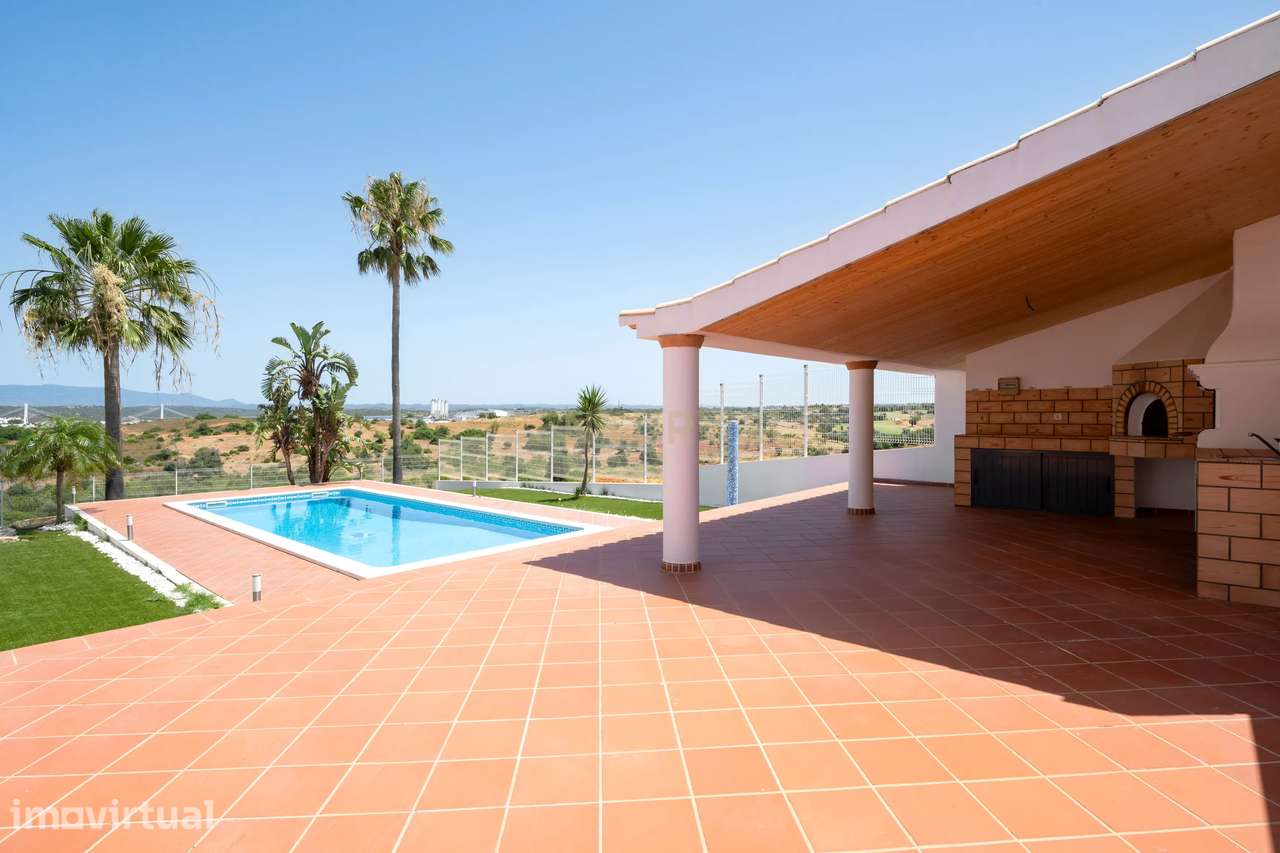 Fabulosa Moradia T3 em lugar exclusivo com vista golfe, piscina e gara - Grande imagem: 5/28