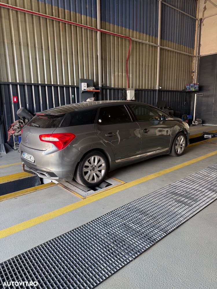 Citroën DS5 2.0 HYbrid4 Airdream Sport Chic - 16