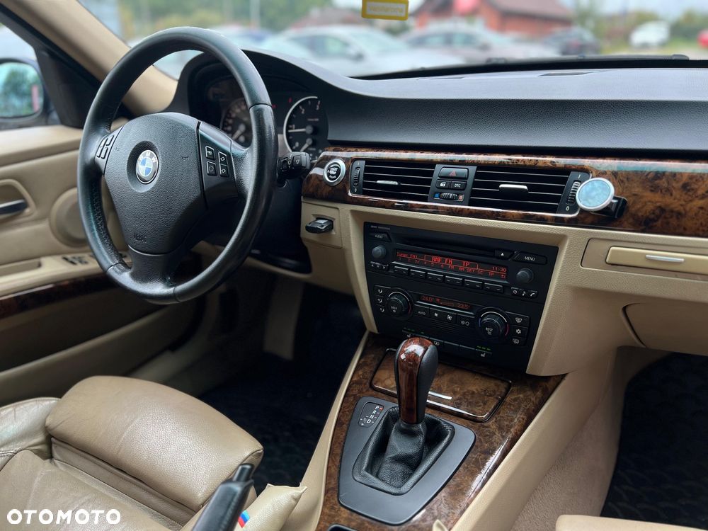 BMW Seria 3 - 23