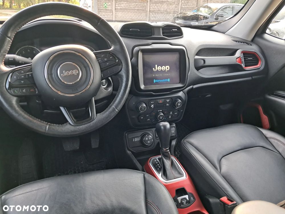 Jeep Renegade - 17