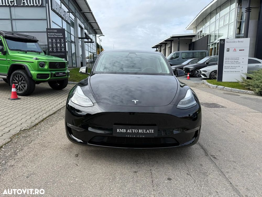 Tesla Model Y - 26