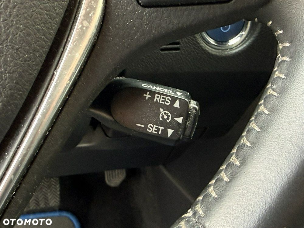 Toyota Auris - 21