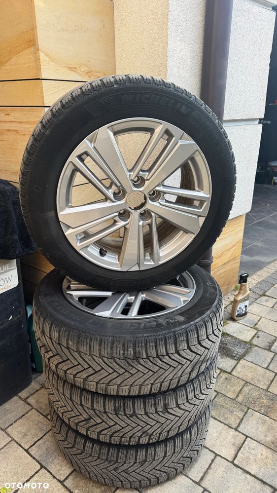 Peugeot 308 BlueHDi 130 EAT8 Allure - 27