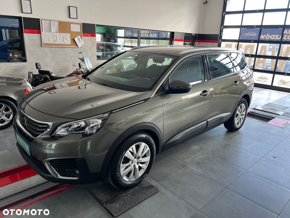 Peugeot 5008 PureTech 130 Stop & Start Allure Business-Paket - 4