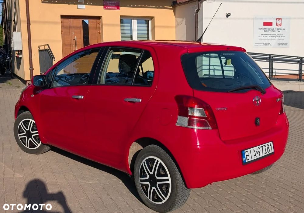 Toyota Yaris 1.0 Luna - 5