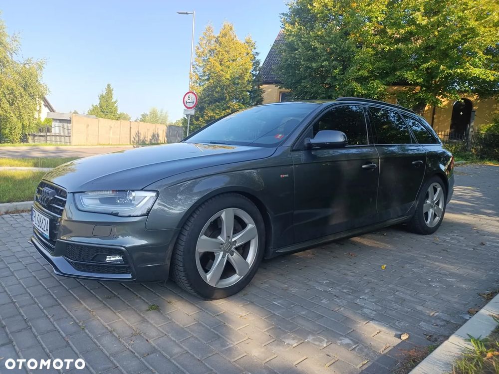 Audi A4 Avant 3.0 TFSI quattro S tronic S line Sportpaket - 12