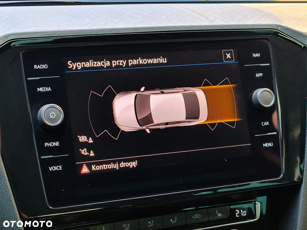 Volkswagen Passat 1.5 TSI EVO Business DSG - 37