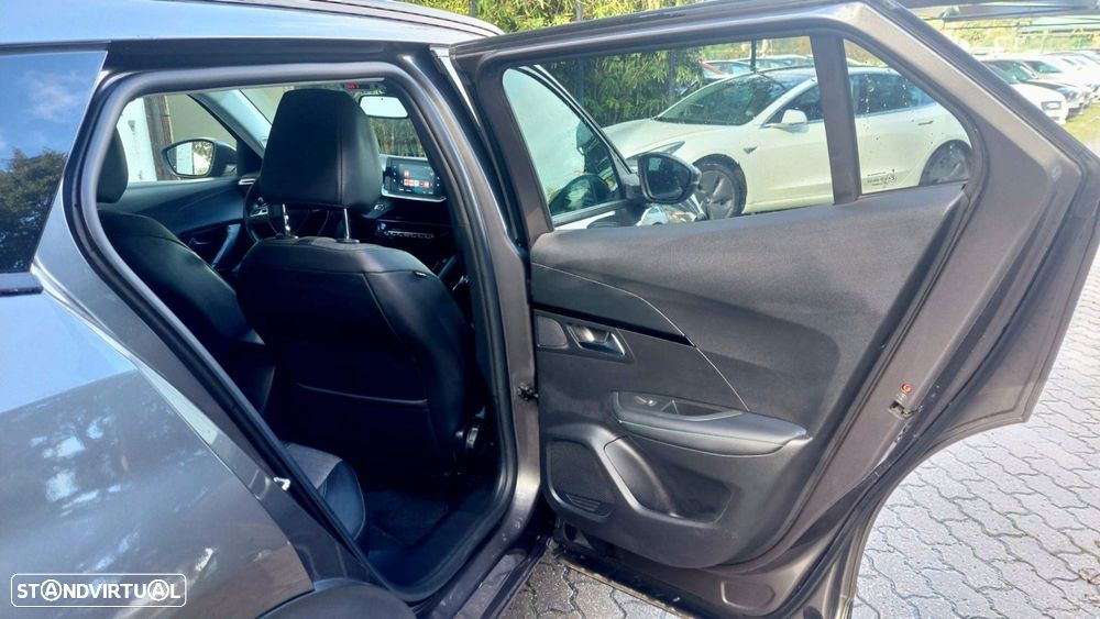 Peugeot 2008 1.5 BlueHDi Allure Pack - 9