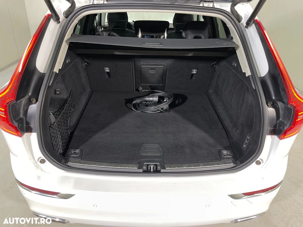 Volvo XC 60 Recharge T8 Twin Engine eAWD Inscription - 14
