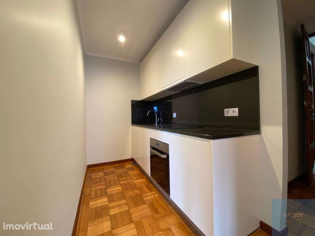 Fantástico Apartamento T1 para Arrendamento sobre o Douro - Grande imagem: 5/23