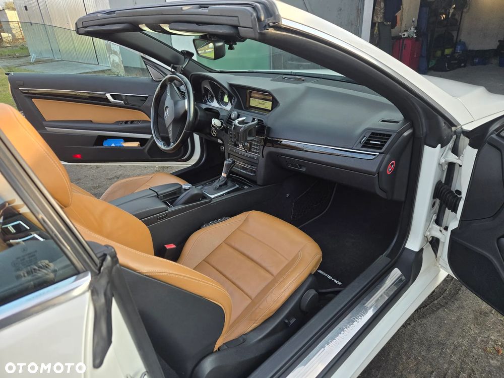 Mercedes-Benz Klasa E 350 CDI BlueEff - 13