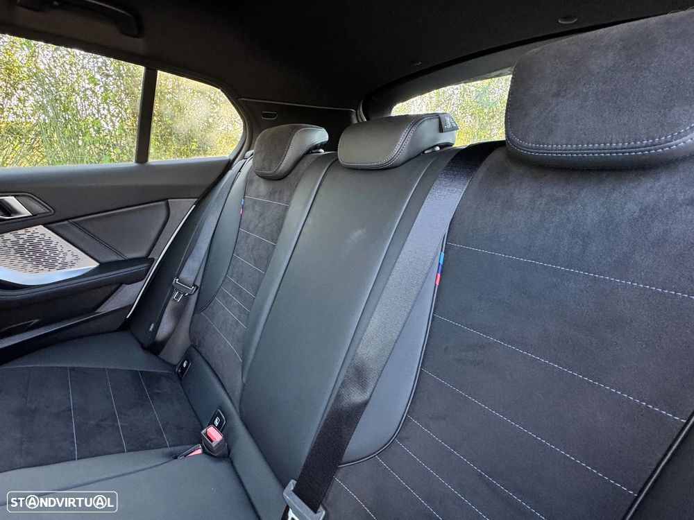 BMW 116 Pack Desportivo M - 9