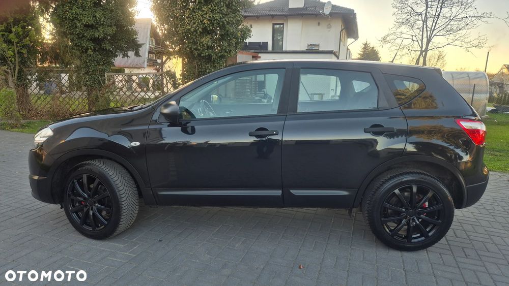 Nissan Qashqai - 2