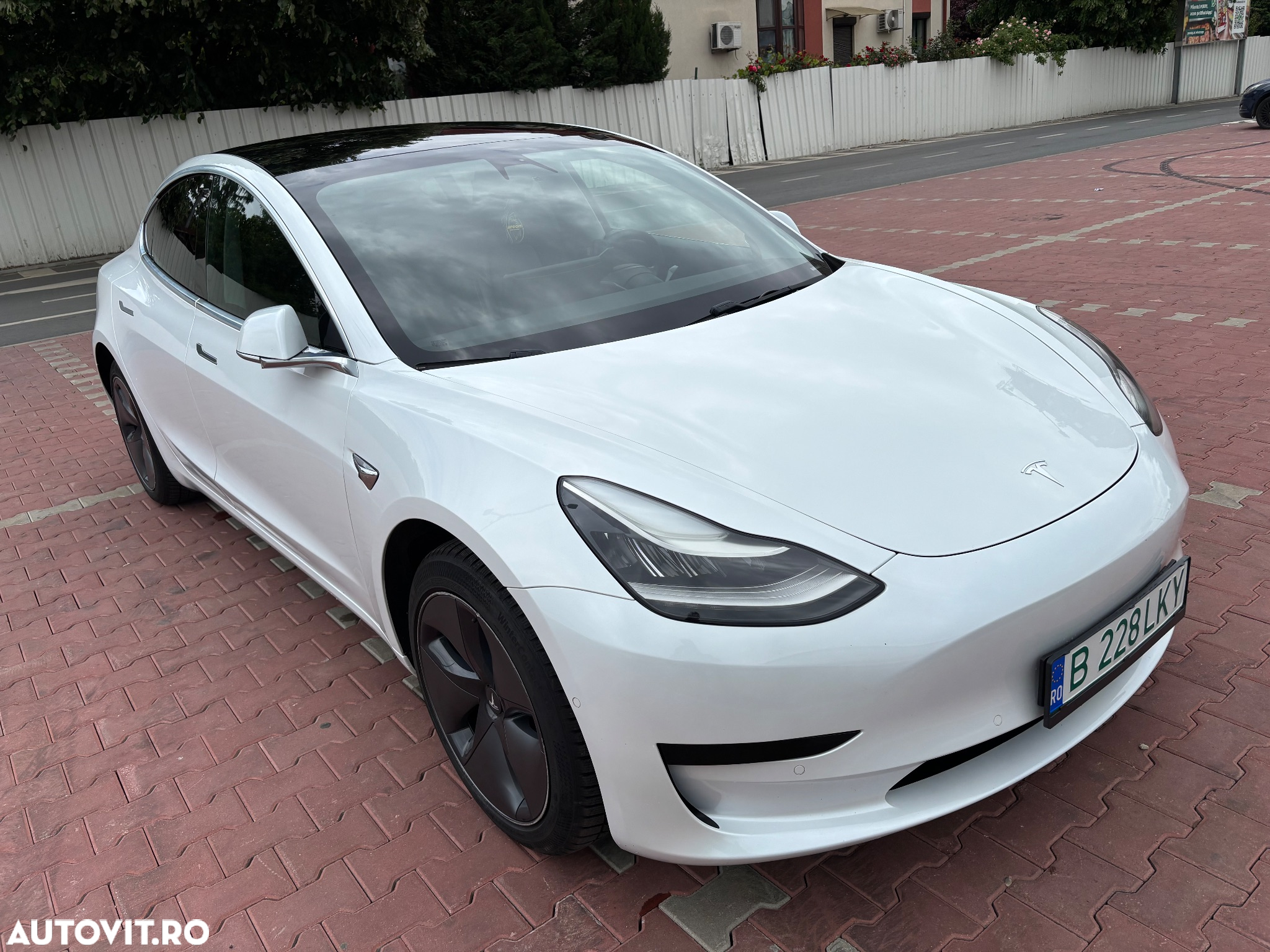 Tesla Model 3 - 17