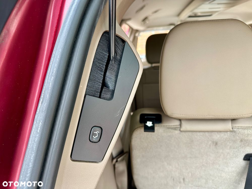 Chrysler Town & Country 3.6 Touring - 27