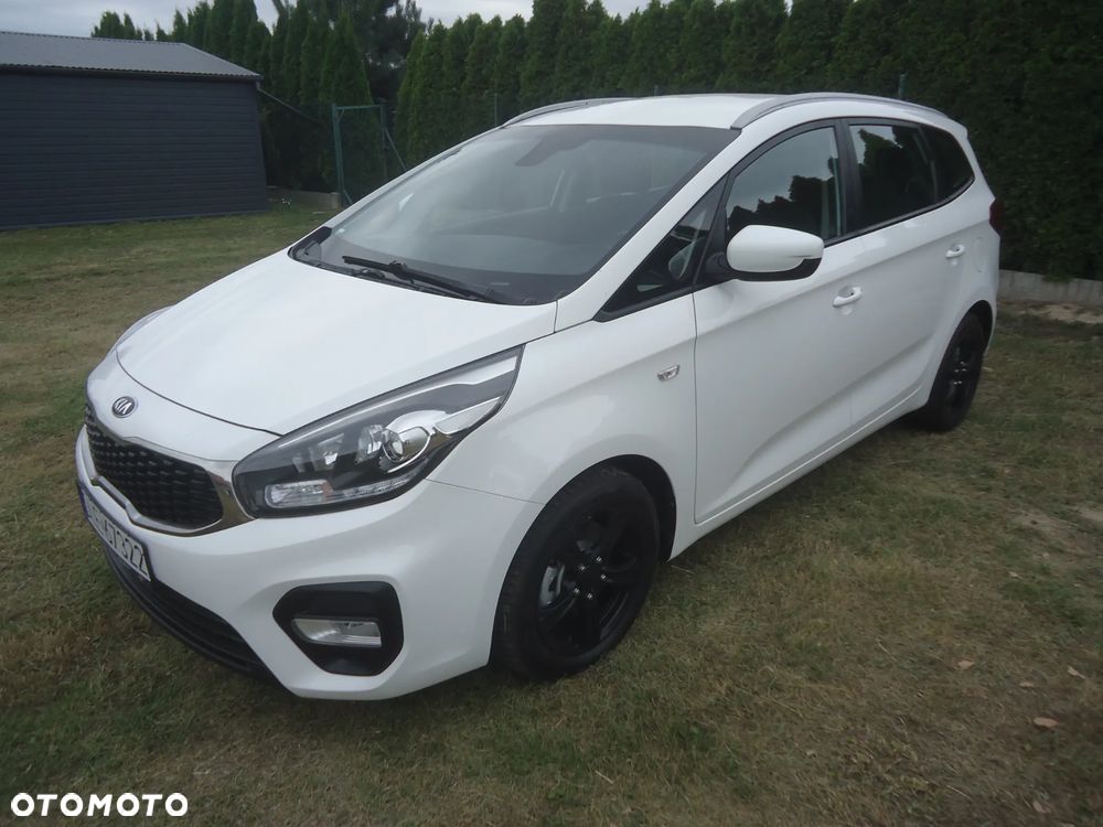 Kia Carens 2017 photo 4
