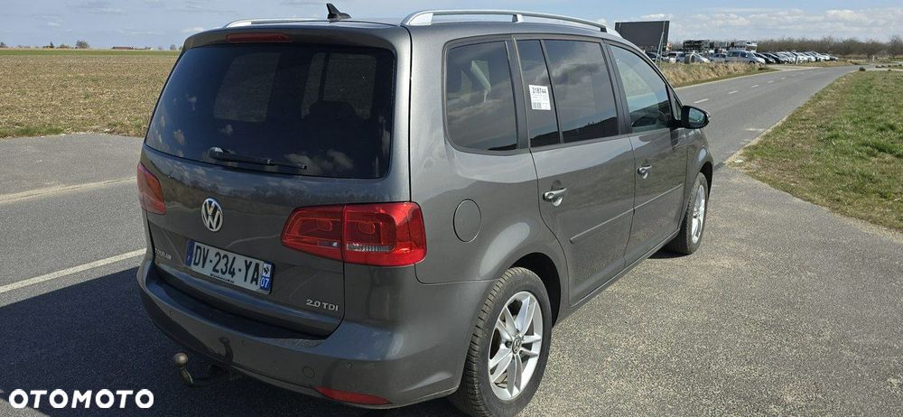 Volkswagen Touran - 7