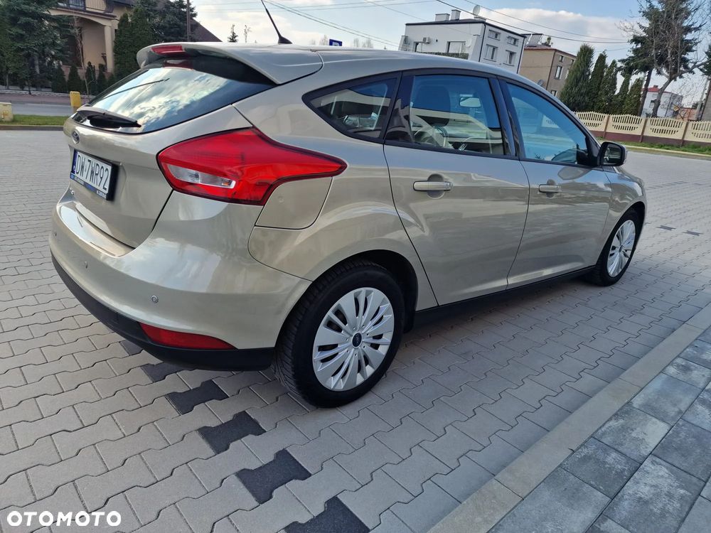 Ford Focus - 6