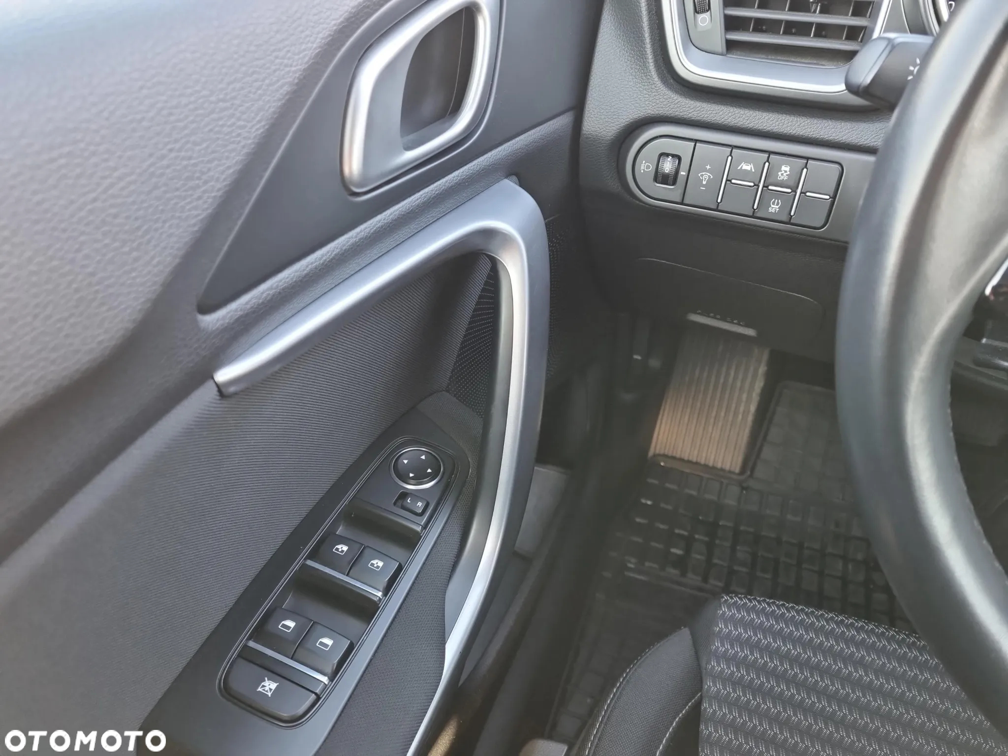 Kia Ceed 1.5 T-GDI M DCT - 25