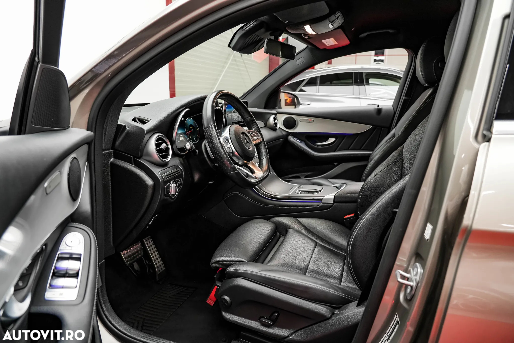 Mercedes-Benz GLC Coupe 200 d 4Matic 9G-TRONIC AMG Line - 15