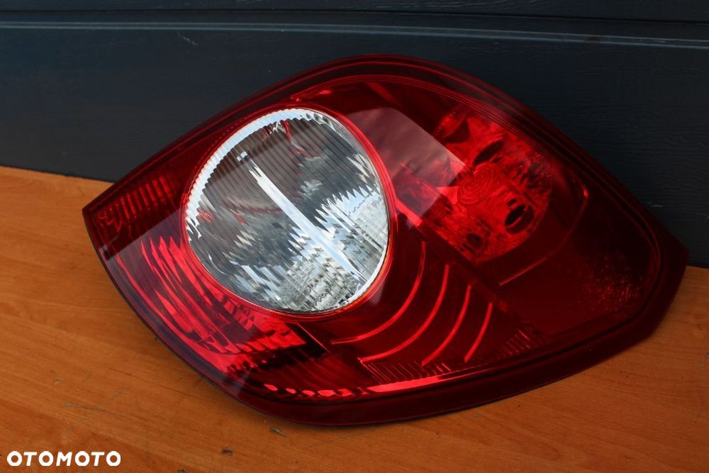 LAMPA PRAWY TYŁ TYLNA PRAWA OPEL ANTARA PRZED LIFT - 2