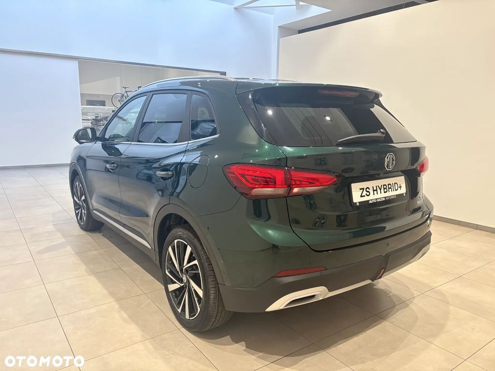 MG ZS Hybrid+ - 20