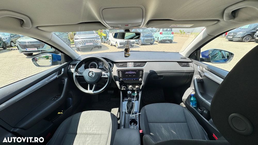 Skoda Octavia 2.0 TDI DSG Style - 13