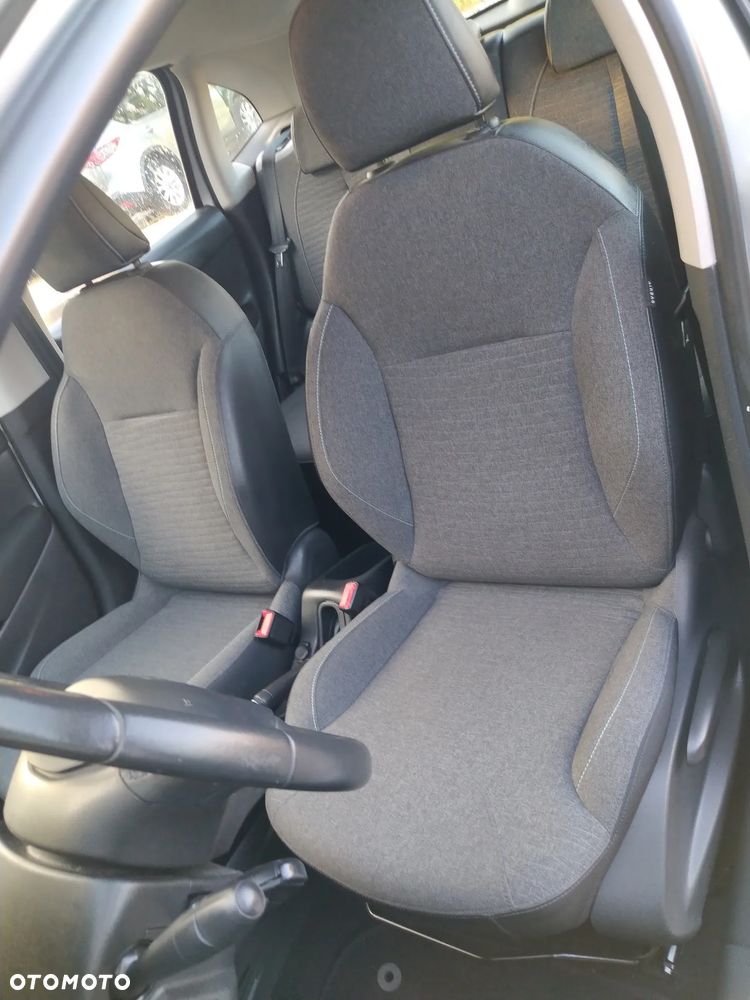 Citroën C3 1.2 PureTech Exclusive - 23