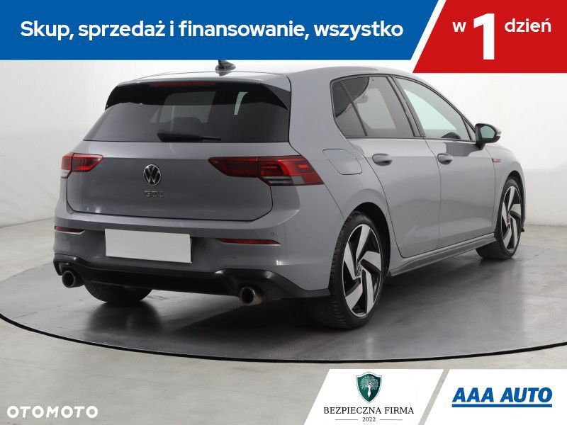 Volkswagen Golf - 7