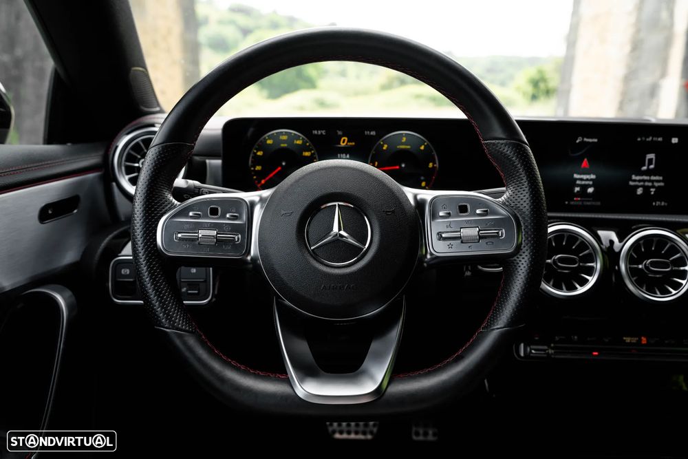 Mercedes-Benz CLA 200 d Shooting Brake AMG Line Aut. - 29