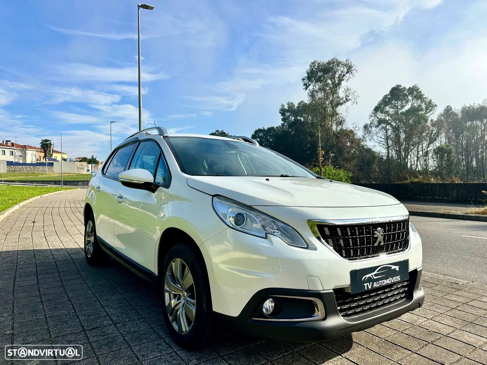 Peugeot 2008 1.6 BlueHDi Style - 9